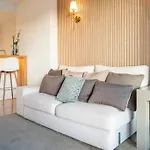 Modern Flat In Marbella, 2Br, Pool & Parking