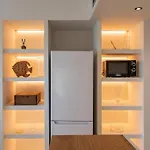 Modern Flat In Marbella, 2Br, Pool & Parking