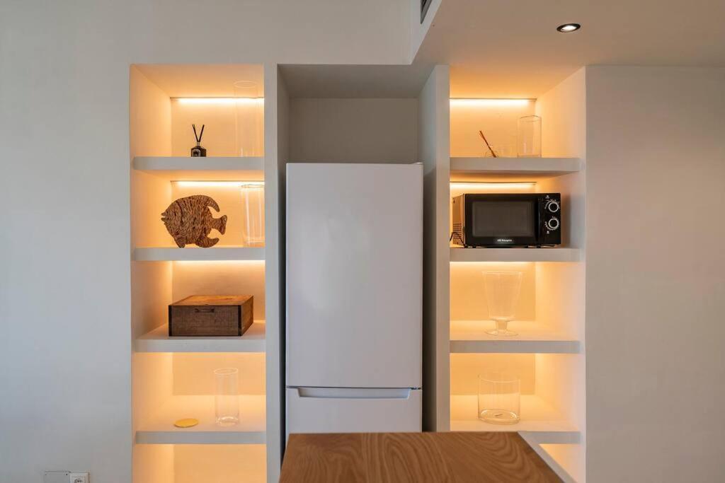 Modern Flat In Marbella, 2br, Pool & Parking Marbella