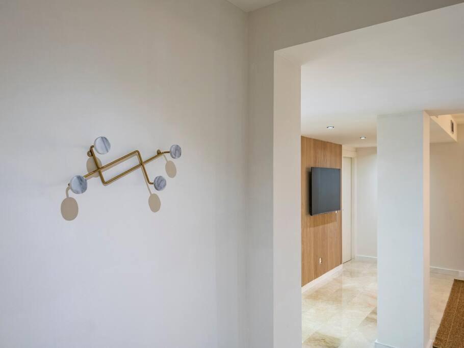 Modern Flat In Marbella, 2br, Pool & Parking * Marbella