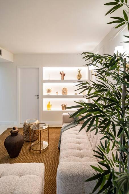 Apartment Modern Flat In Marbella, 2br, Pool & Parking